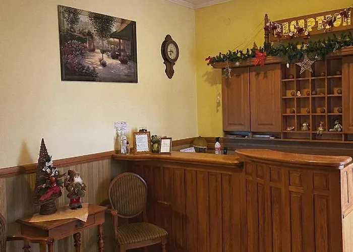 Lemon Hotel